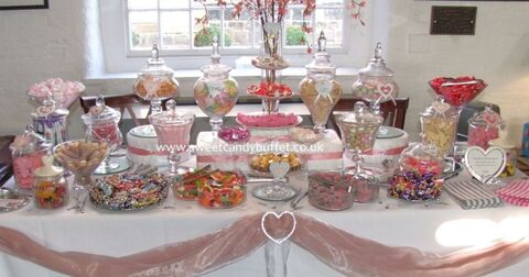 Luxury wedding sweet table hire midlands, Wedding or birthday party sweets buffet table, pick and mix sweet shop, sweets table Nottingham, Doncaster, Mansfield, Chesterfield, Sheffield, Lincoln, Derby, Worksop